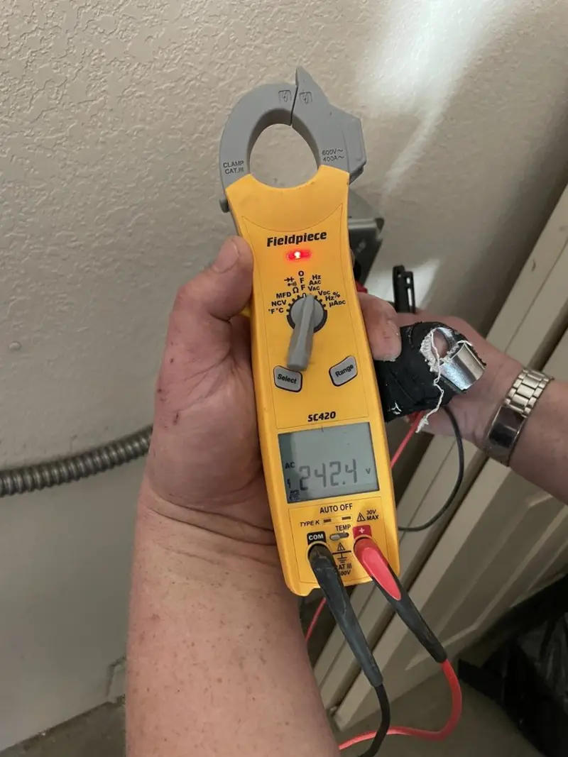 Voltage testing with clamp meter during Generator Installation in Vermillion